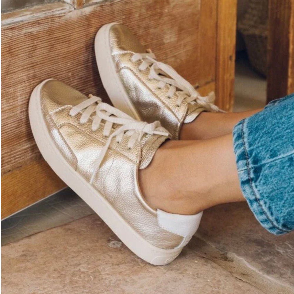 NEW without box Soludos ibiza metallic leather sneaker womens size 8.5